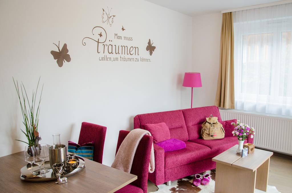 Aparthotel Bergtraum มึลบาค อัม โฮคเคอนิก ภายนอก รูปภาพ